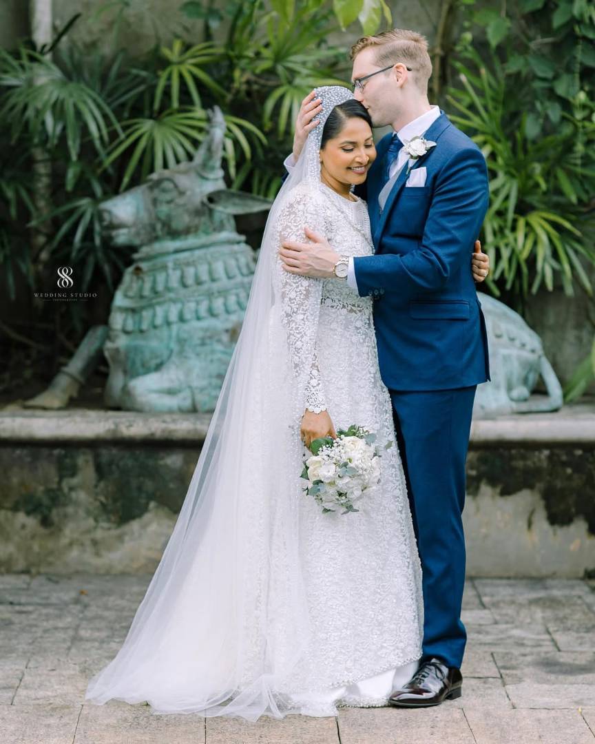 Dulanjalee & Steven Wedding Photo 4