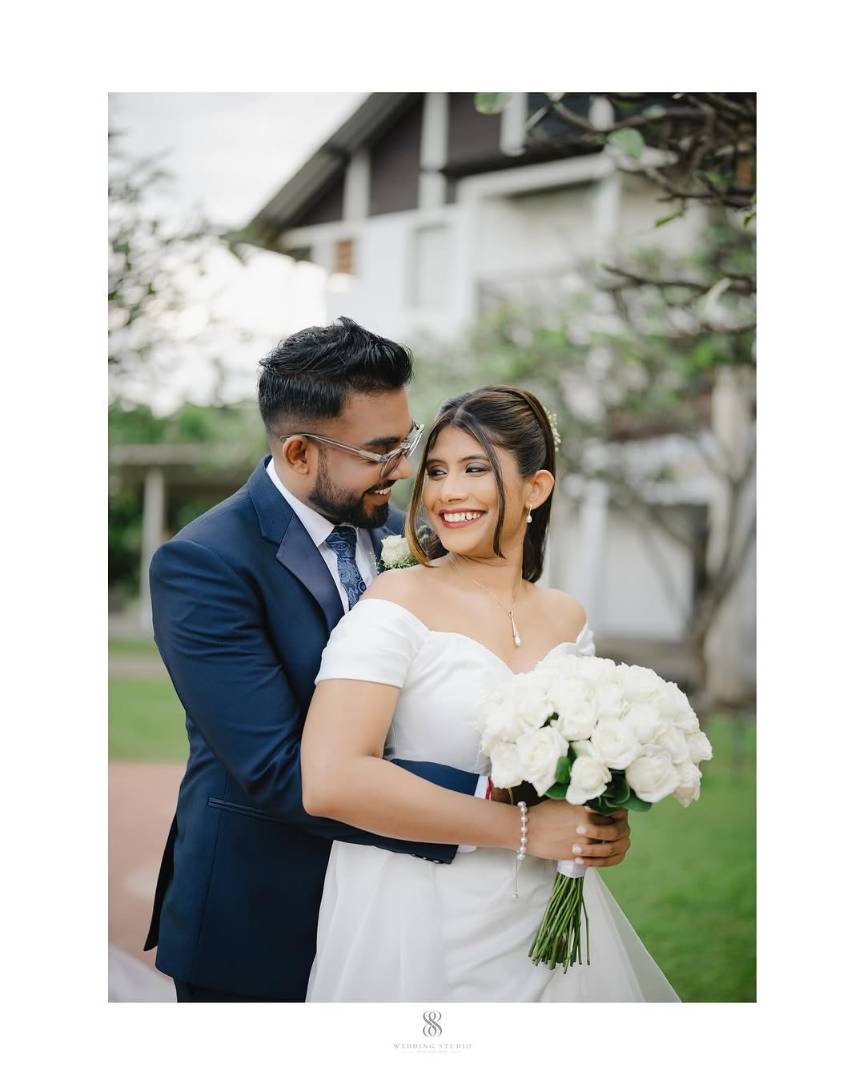 Abisheka & Lakshan Wedding Photo 5