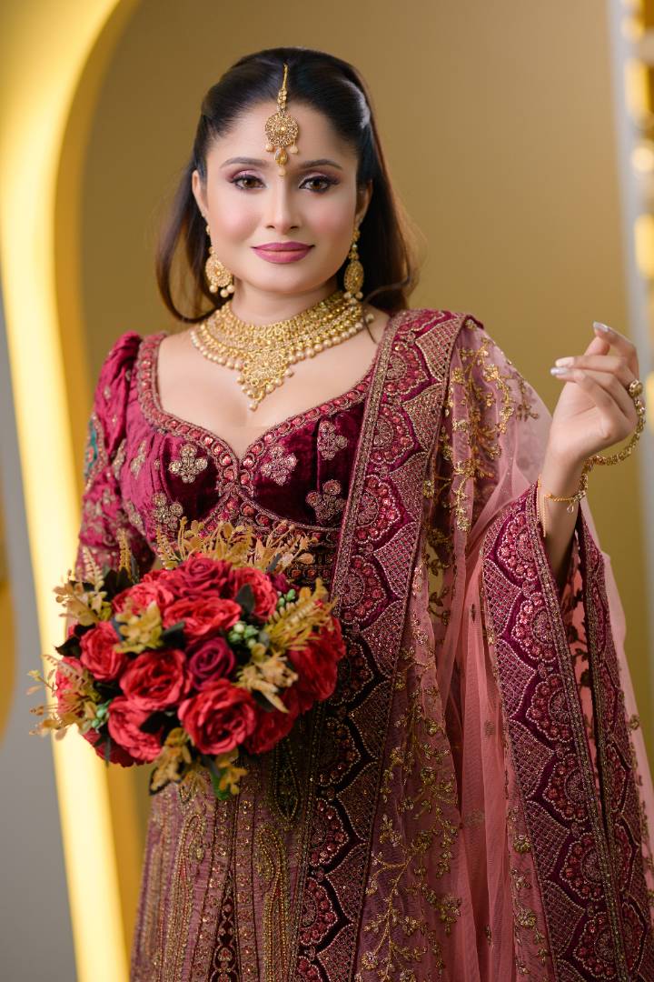 Salon Udani - Gallery 12