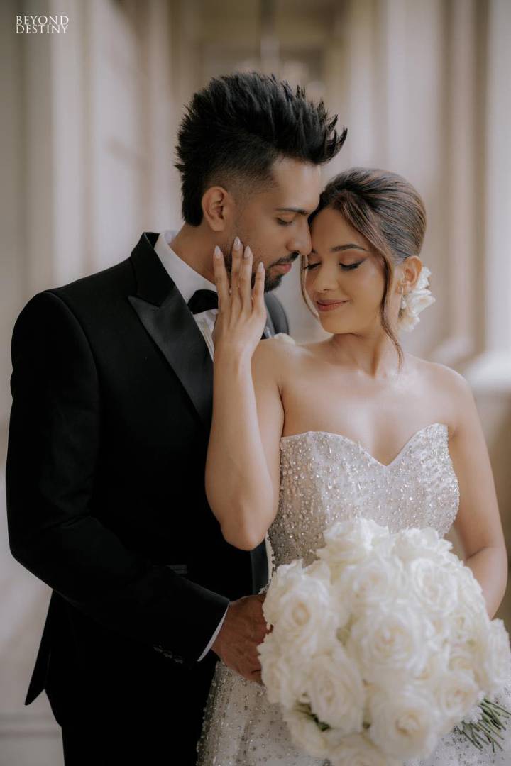 Groom - Platinum - Image 1