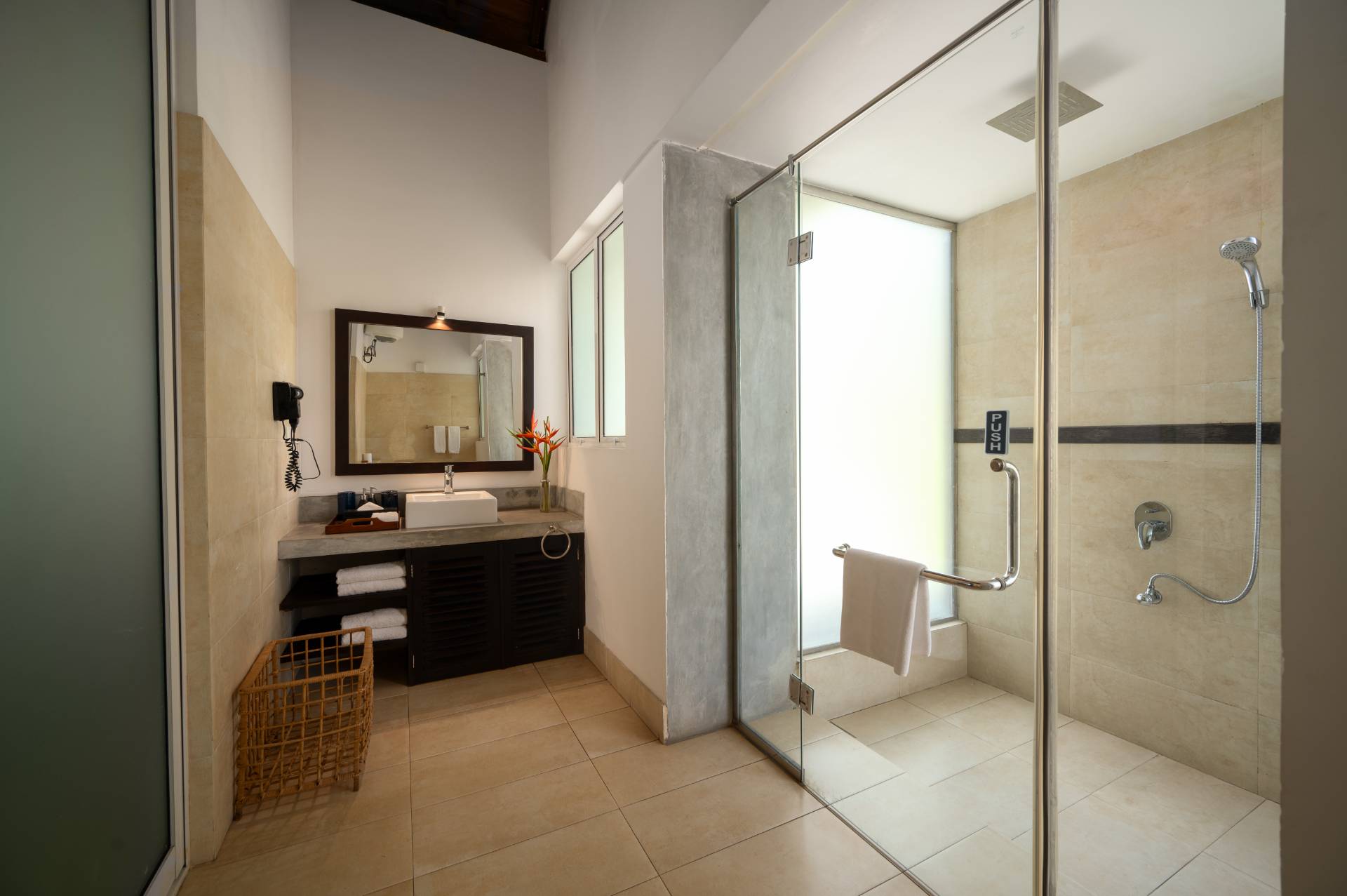 Ocean Suite 2
